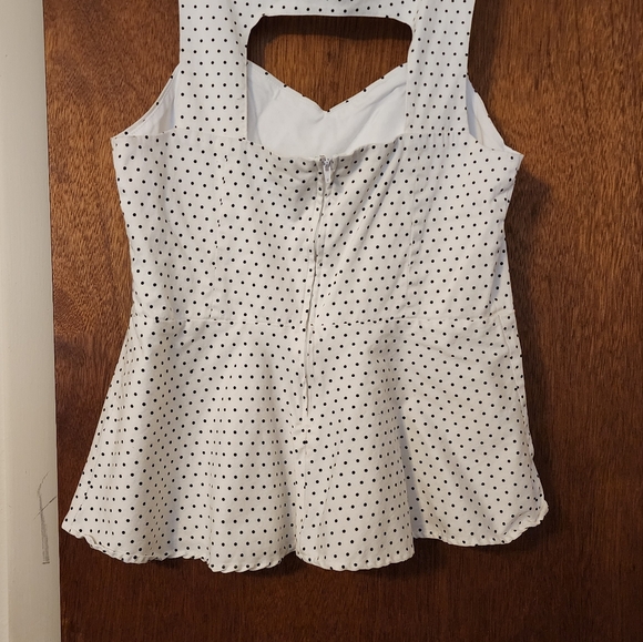 Torrid Polka Dot Peplum Tank Top Size 0 - Picture 2 of 2